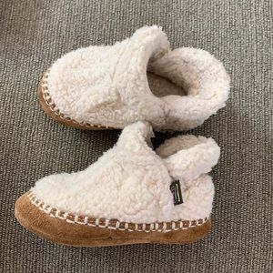 LL Bean Cozy Toddler Slippers